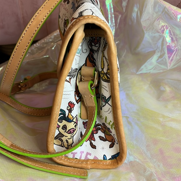 Disney Dooney & Bourke Sidekicks purse - Picture 4 of 6